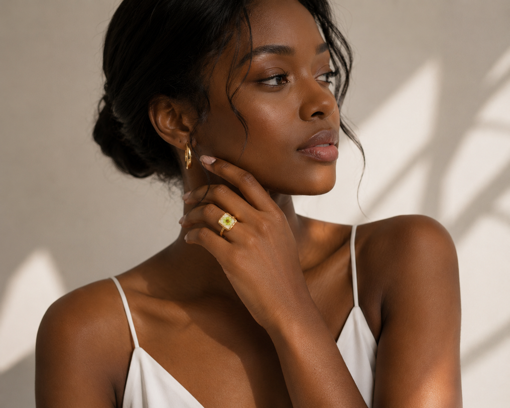 Verdant Bloom Frame Ring