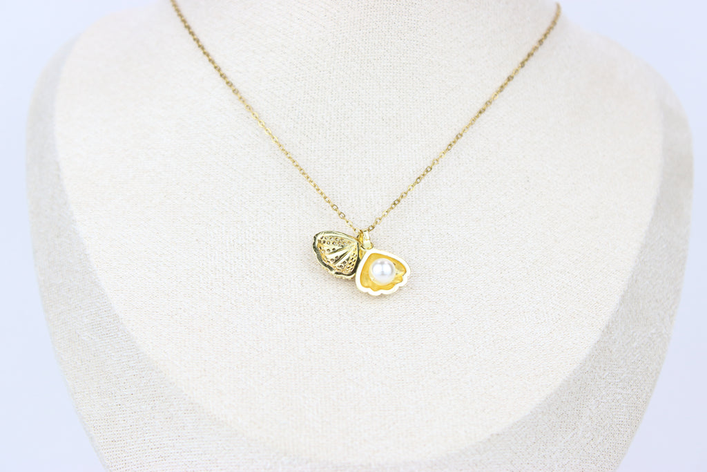 Golden Pearl Seashell Charm Necklace