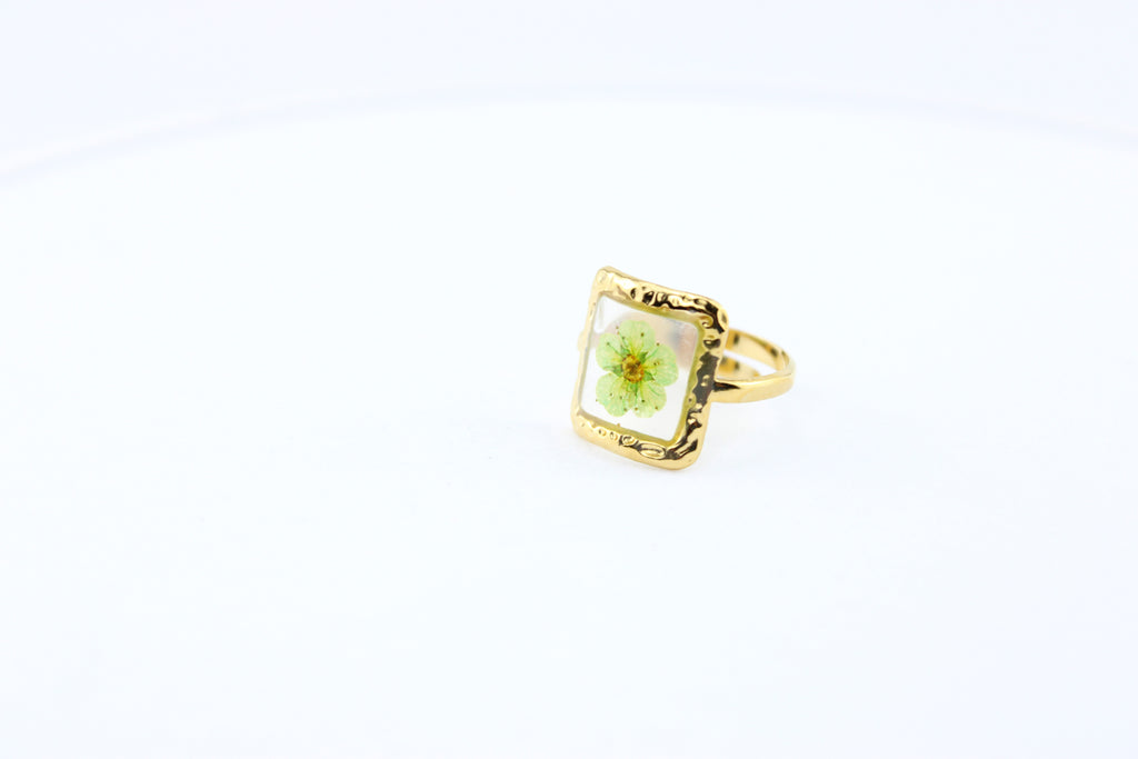 Verdant Bloom Frame Ring