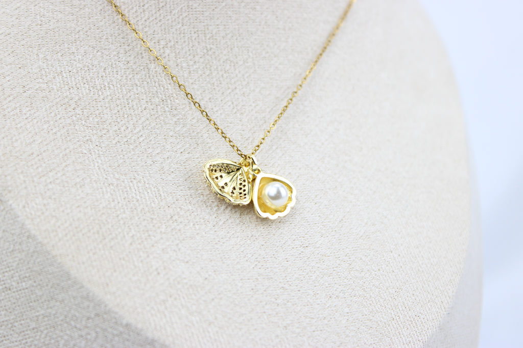 Golden Pearl Seashell Charm Necklace