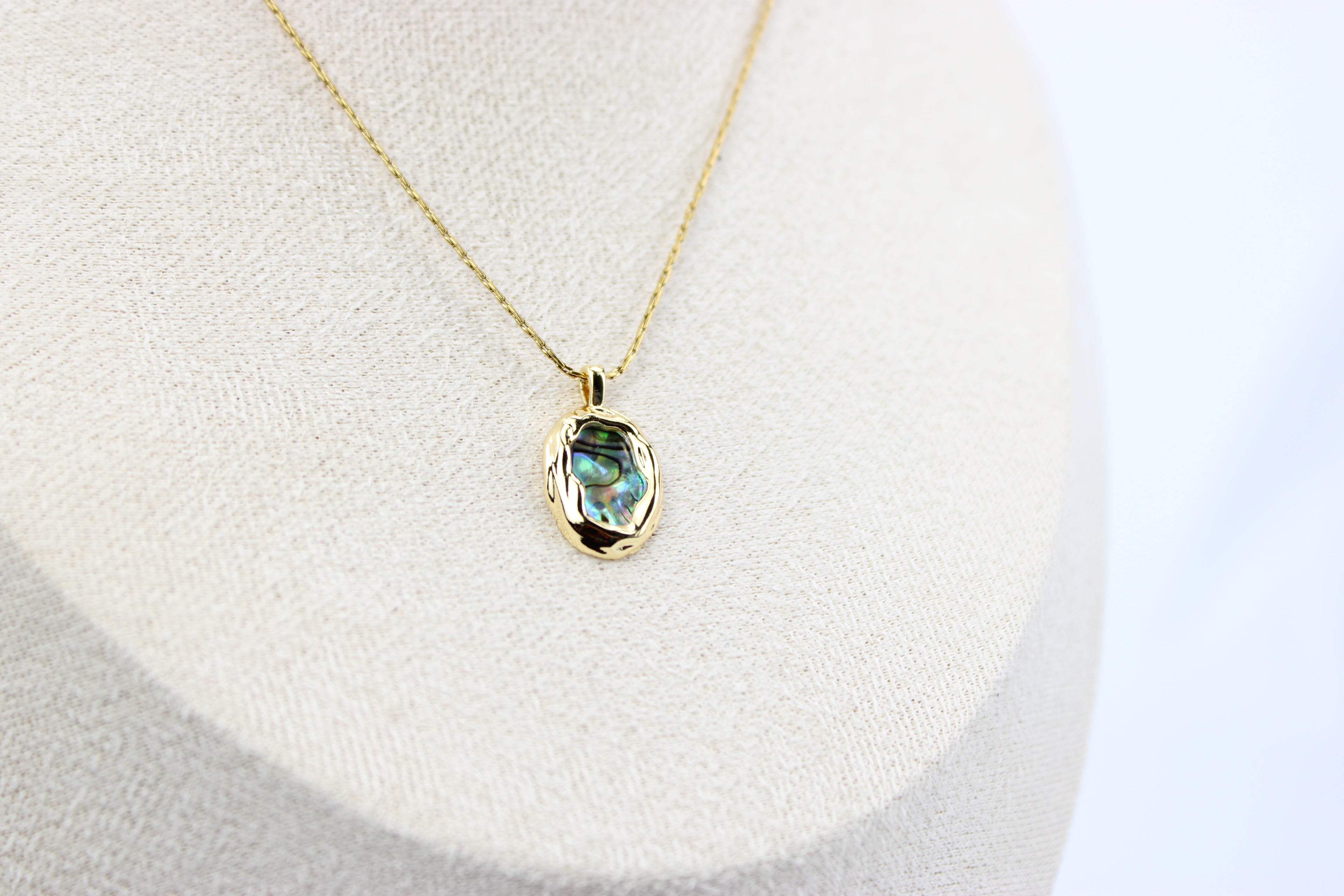 Ocean Aura Pendant