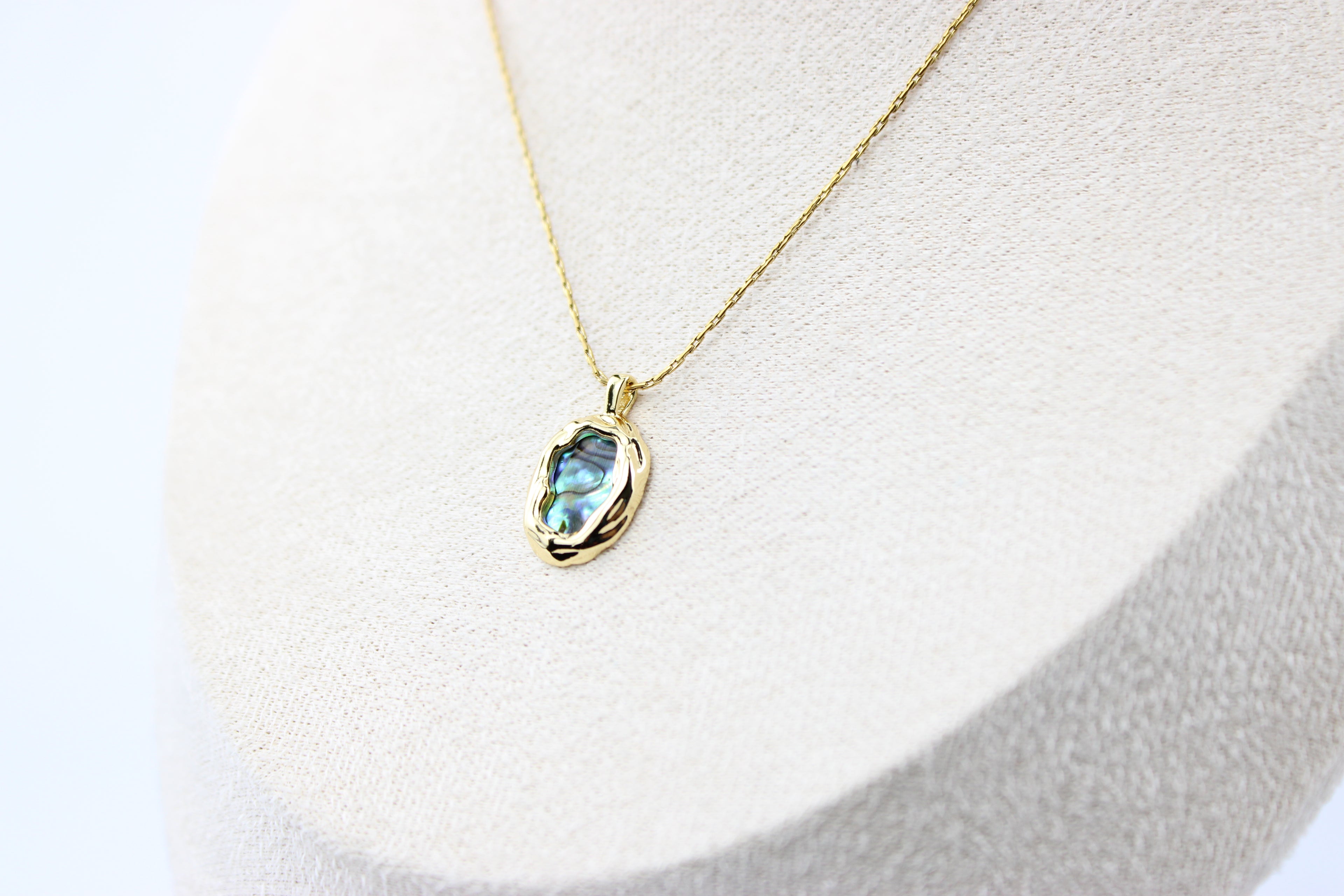 Ocean Aura Pendant