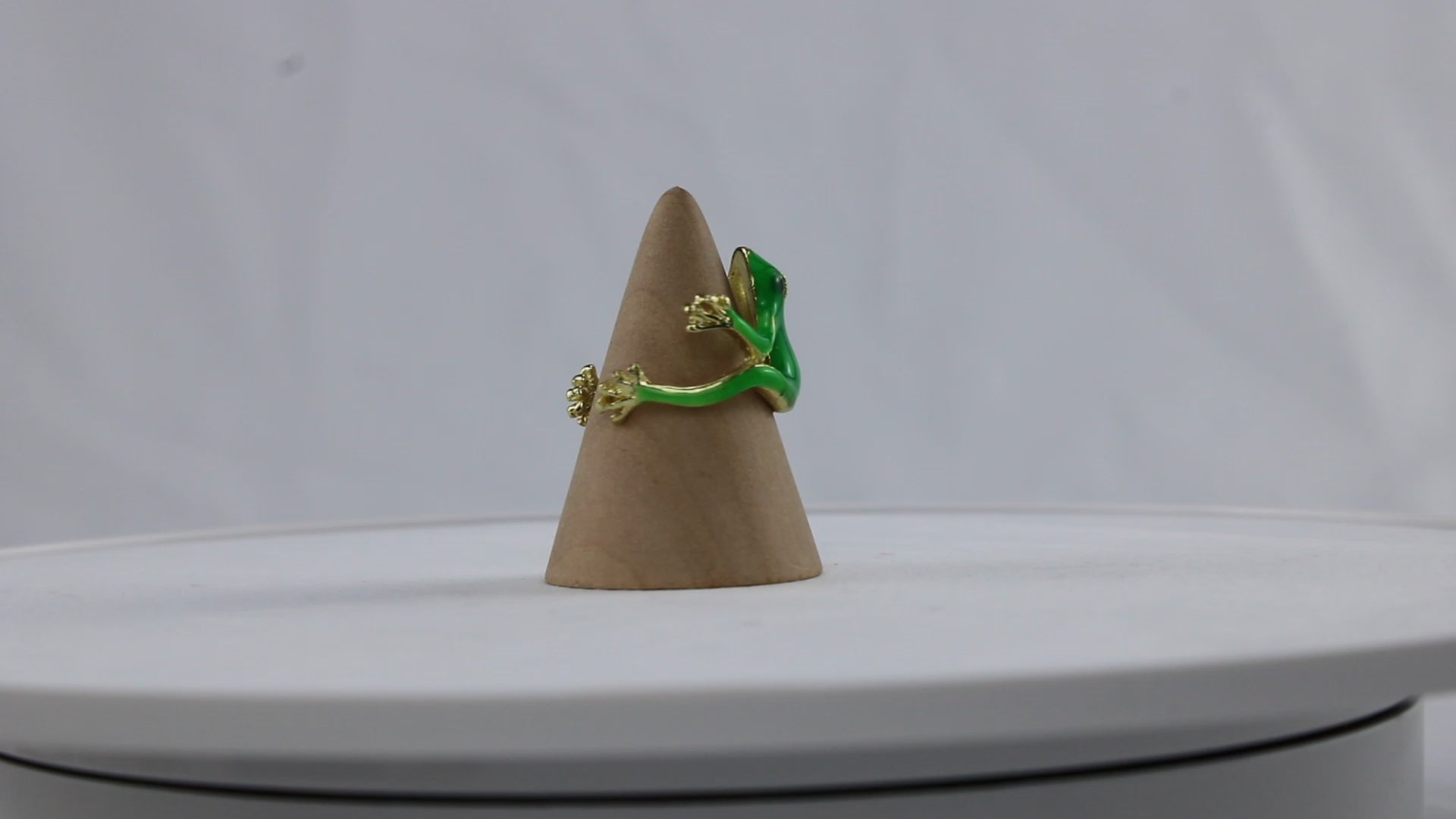 Leap Frog Adjustable Ring